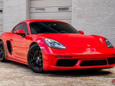 Used 2018 Porsche 718 Cayman RWD image 39