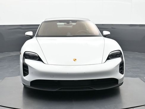 Used 2022 Porsche Taycan GTS image 27