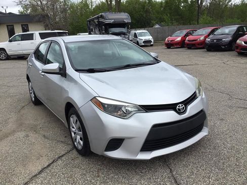 Used 2014 Toyota Corolla LE FWD image 4