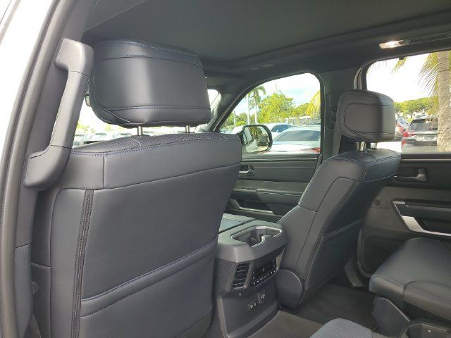 Used 2025 Toyota Sequoia Platinum AWD/4WD image 11
