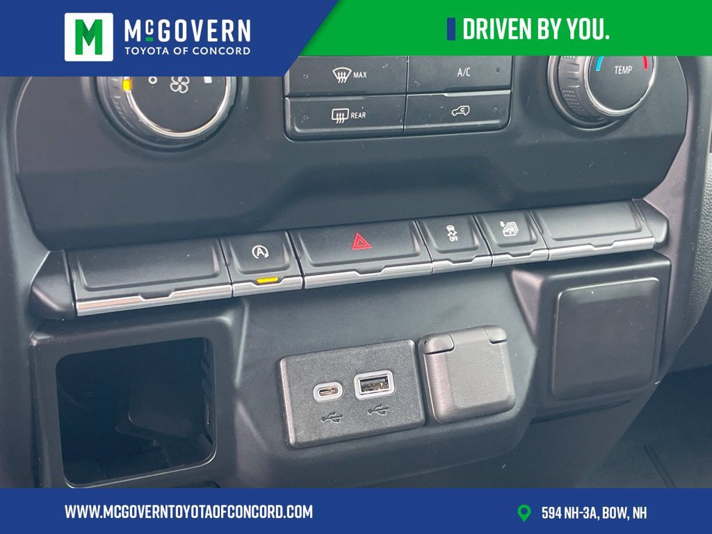 Used 2020 Chevrolet Silverado 1500 LT w/ LT Value Package AWD/4WD image 39