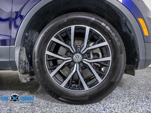 Used 2021 Volkswagen Tiguan SE FWD image 43
