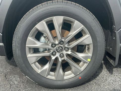 New 2025 Toyota RAV4 Limited image 7