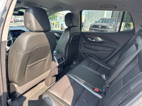 Used 2024 GMC Terrain SLT FWD image 16