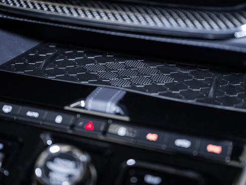 Used 2025 Aston Martin DBX 707 image 31