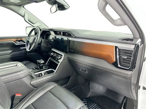Used 2022 GMC Sierra 1500 Denali image 31