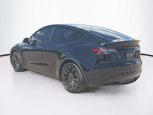 Used 2022 Tesla Model Y Performance AWD/4WD image 5