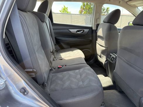 Used 2016 Nissan Rogue S image 20
