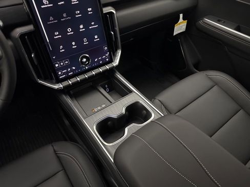 New 2025 GMC Acadia Elevation w/ Elevation Premium Package image 19