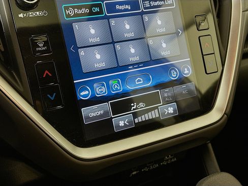 Used 2024 Subaru Crosstrek 2.0i Premium image 22