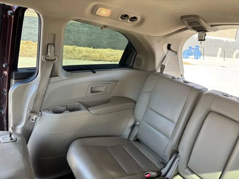 Used 2012 Honda Odyssey Touring Elite image 31