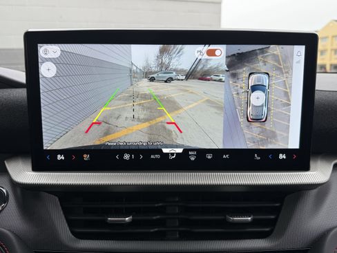 Used 2025 Ford Explorer ST-Line w/ Premium Package image 20