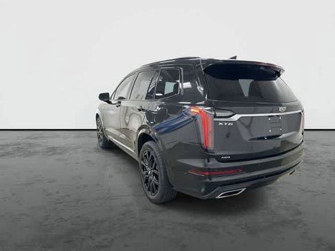 Used 2023 Cadillac XT6 Sport w/ Technology Package AWD/4WD image 2
