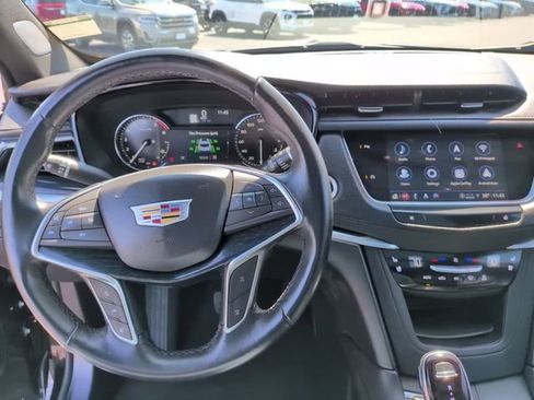 Certified 2024 Cadillac XT5 Premium Luxury AWD/4WD image 28