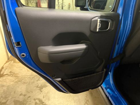 New 2026 Jeep Gladiator Sport image 18