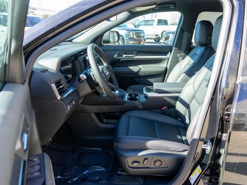 New 2026 GMC Terrain Elevation w/ Elevation Premium Package AWD/4WD image 11