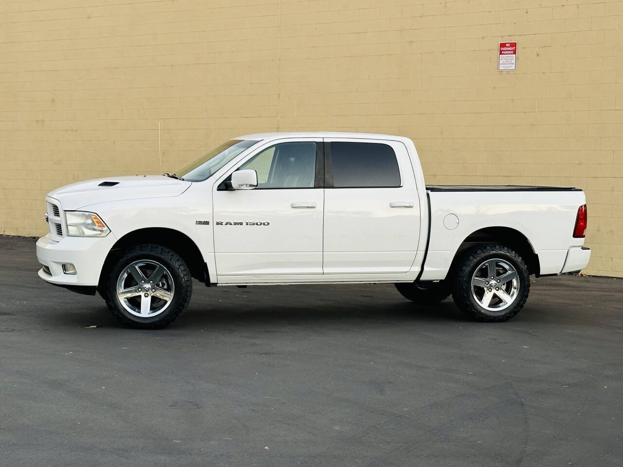 Used 2012 RAM 1500 Sport w/ Sport Premium Group AWD/4WD image 5