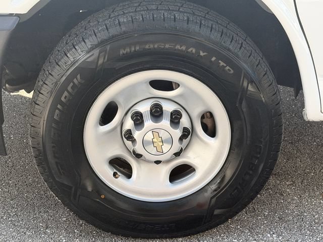 Used 2025 Chevrolet Express 2500 Extended w/ Driver Convenience Package RWD image 11