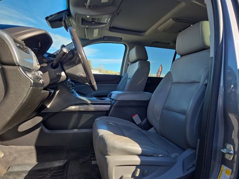 Used 2019 Chevrolet Tahoe LT image 10