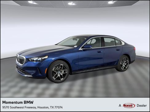 Used 2026 BMW 530i w/ Convenience Package RWD image 1