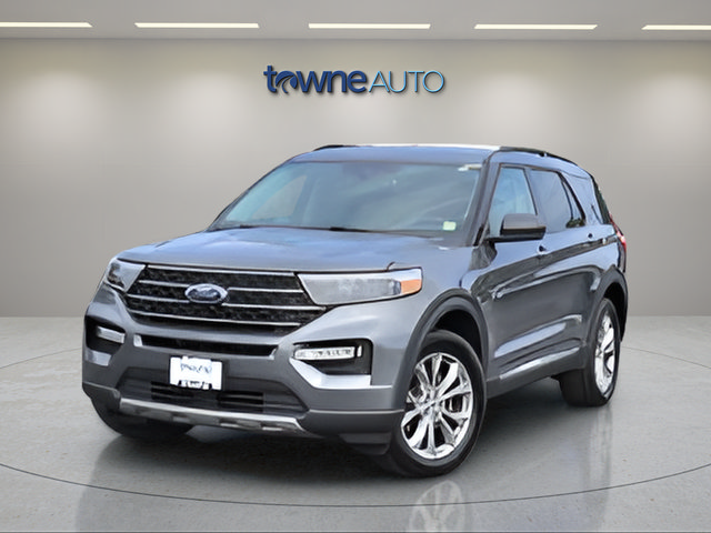 Used 2023 Ford Explorer XLT w/ Equipment Group 202A AWD/4WD image 10