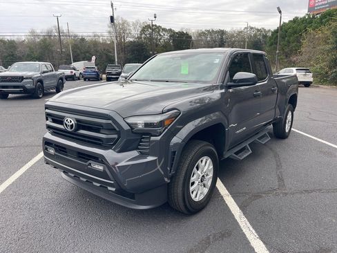 Used 2024 Toyota Tacoma SR5 image 3