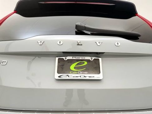 Used 2025 Volvo XC90 B6 Plus w/ Protection Package Premier AWD/4WD image 27