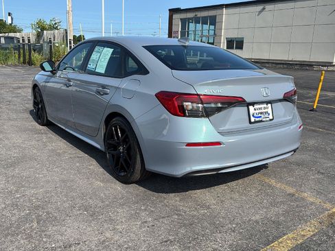 Used 2024 Honda Civic Sport image 5