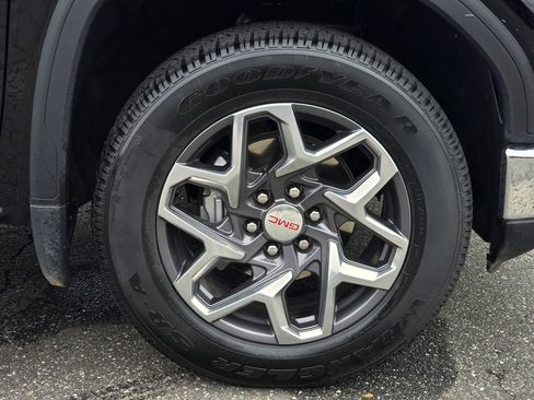 Used 2023 GMC Sierra 1500 SLT w/ SLT Convenience Package AWD/4WD image 22