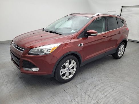 Used 2016 Ford Escape Titanium w/ Equipment Group 301A FWD image 2