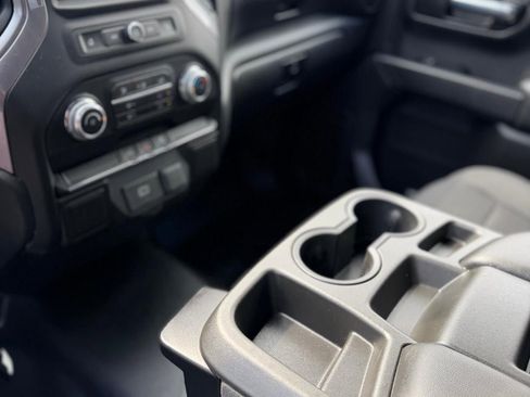 Used 2020 GMC Sierra 1500 4x4 Crew Cab w/ Sierra Value Package image 15