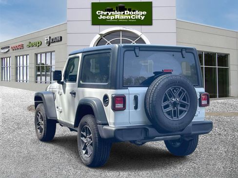 Used 2026 Jeep Wrangler Sport S AWD/4WD image 8