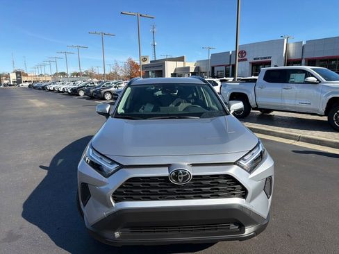 New 2025 Toyota RAV4 XLE image 8