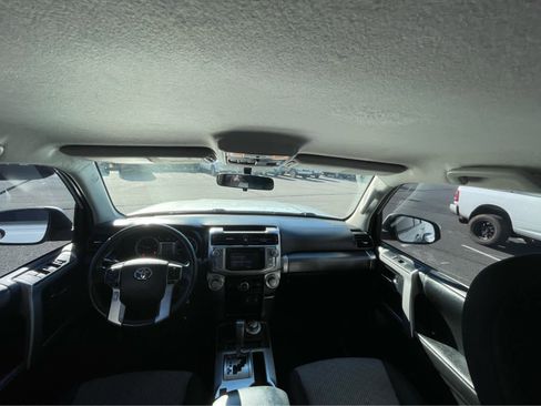 Used 2014 Toyota 4Runner SR5 image 12