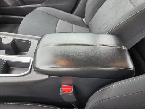 Used 2024 Nissan Sentra SV FWD image 14