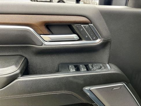 Used 2024 Chevrolet Silverado 2500 High Country w/ High Country Premium Package AWD/4WD image 38