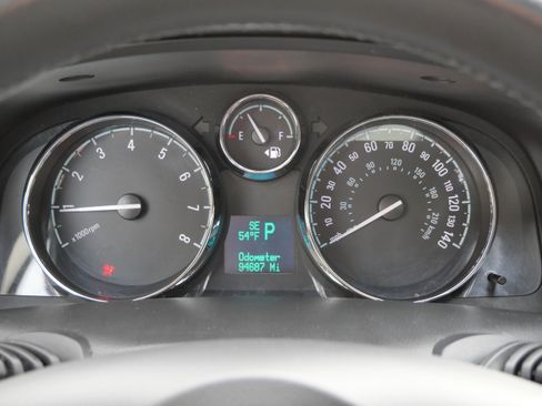 Used 2013 Chevrolet Captiva Sport LT w/ Convenience Package image 20