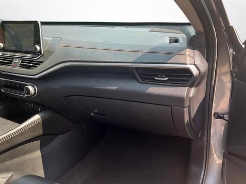 Used 2020 Nissan Altima 2.5 SR image 25