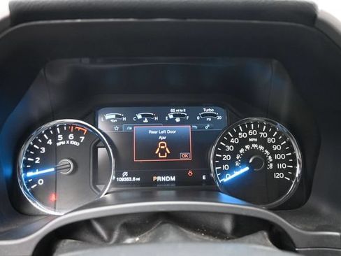 Used 2019 Ford F150 Lariat w/ Equipment Group 502A Luxury AWD/4WD image 15