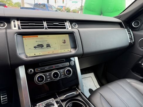 Used 2017 Land Rover Range Rover Supercharged AWD/4WD image 12