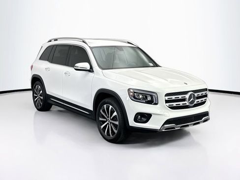 Certified 2023 Mercedes-Benz GLB 250 image 3