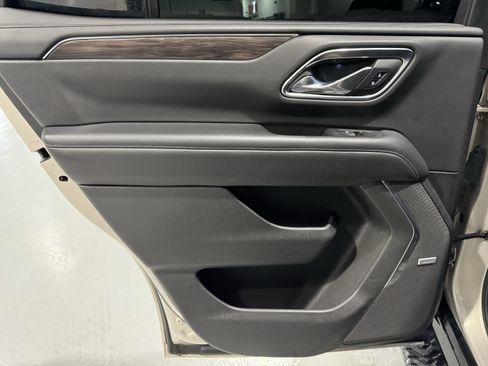 Used 2021 Chevrolet Tahoe Z71 image 31