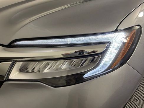 Used 2020 Honda Pilot Elite image 11