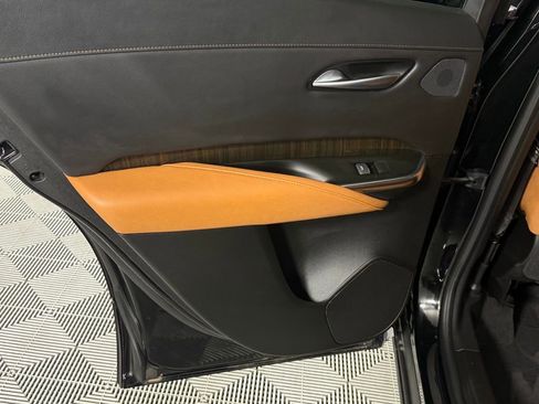 Used 2023 Cadillac XT4 Premium Luxury image 31