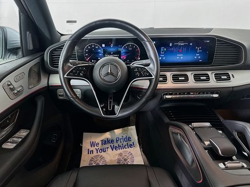 Certified 2025 Mercedes-Benz GLS 450 4MATIC image 26