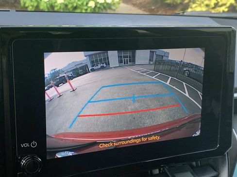 Used 2023 Toyota Corolla LE FWD image 22