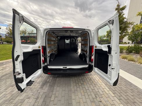 Used 2024 Ford Transit 250 Low Roof w/ Exterior Upgrade Package image 25