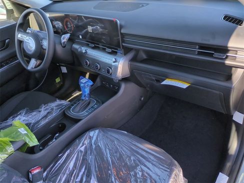 New 2026 Hyundai Kona SE image 27
