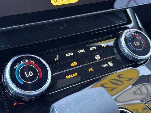 Certified 2023 Land Rover Range Rover Sport SE image 24