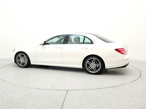 Used 2019 Mercedes-Benz E 300 image 8